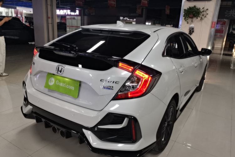 Used Honda Civic 2021 HATCHBACK 220TURBO CVT New Trendsetter Rear Right 45 Deg