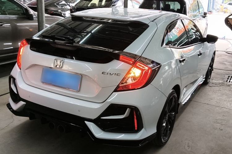 Used Honda Civic 2021 HATCHBACK 220TURBO CVT New Trendsetter Rear Right 45 Deg
