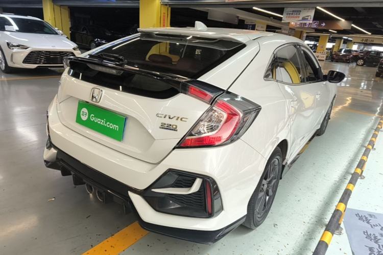 Used Honda Civic 2021 HATCHBACK 220TURBO CVT New Trendsetter Rear Right 45 Deg