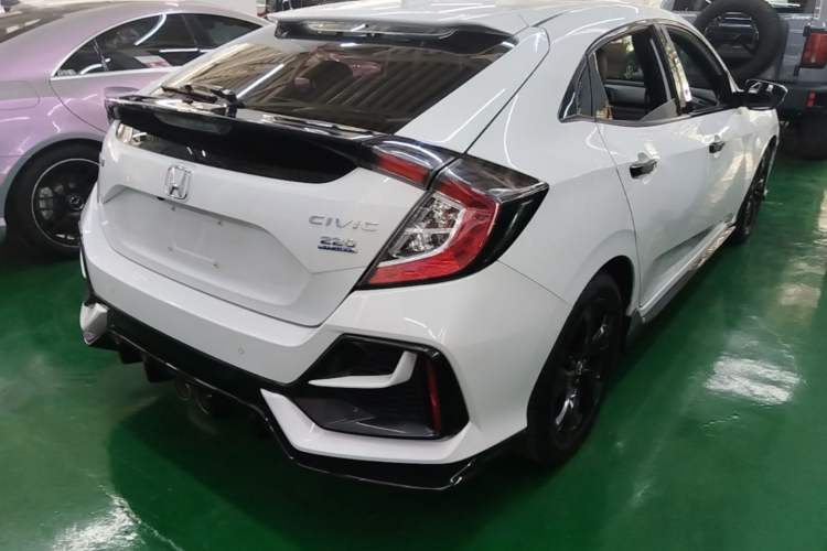 Used Honda Civic 2021 HATCHBACK 220TURBO CVT Trendy Cool Edition Rear Right 45 Deg