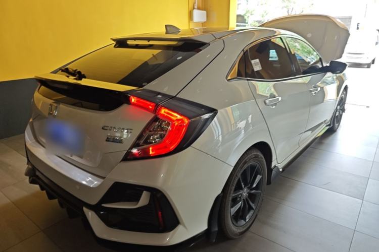 Used Honda Civic 2021 HATCHBACK 220TURBO CVT New Trendsetter Rear Right 45 Deg