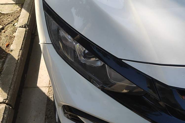 Used Honda Civic 2021 HATCHBACK 220TURBO CVT New Trendsetter Right Front Headlight