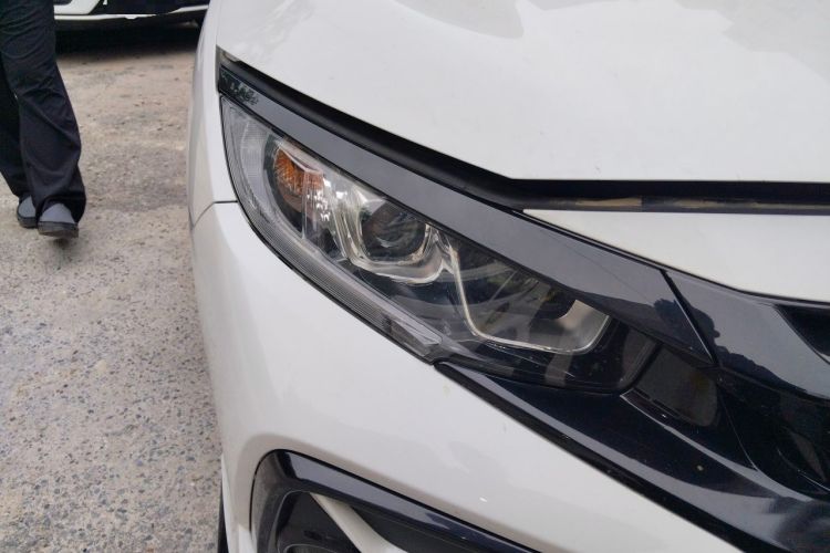 Used Honda Civic 2021 HATCHBACK 220TURBO CVT New Trendsetter Right Front Headlight