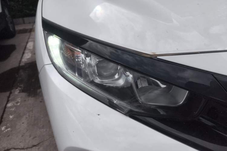 Used Honda Civic 2021 HATCHBACK 220TURBO CVT New Trendsetter Right Front Headlight