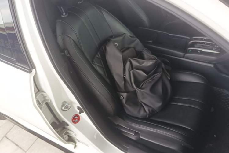 Used Honda Civic 2021 HATCHBACK 220TURBO CVT New Trendsetter Right Front Seat