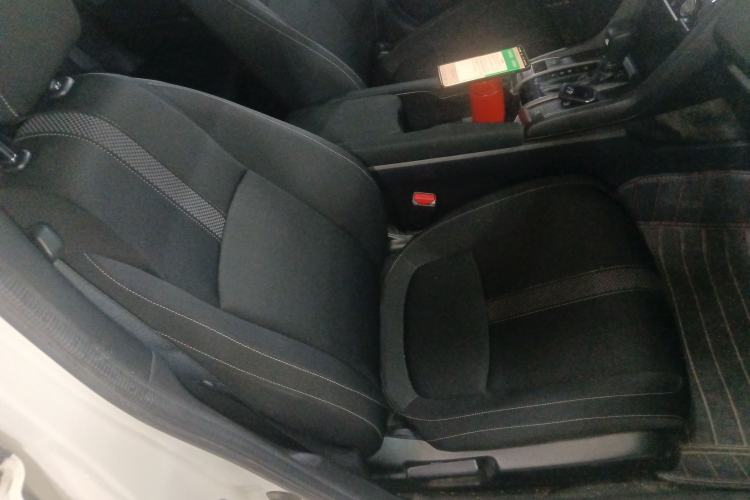 Used Honda Civic 2021 HATCHBACK 220TURBO CVT New Trendsetter Right Front Seat