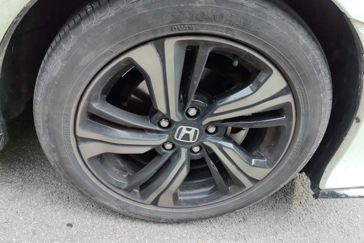 Used Honda Civic 2021 HATCHBACK 220TURBO Manual Driving Pleasure Control Right Front Wheel Hub