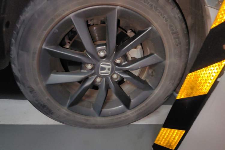 Used Honda Civic 2021 HATCHBACK 220TURBO CVT New Trendsetter Right Front Wheel Hub