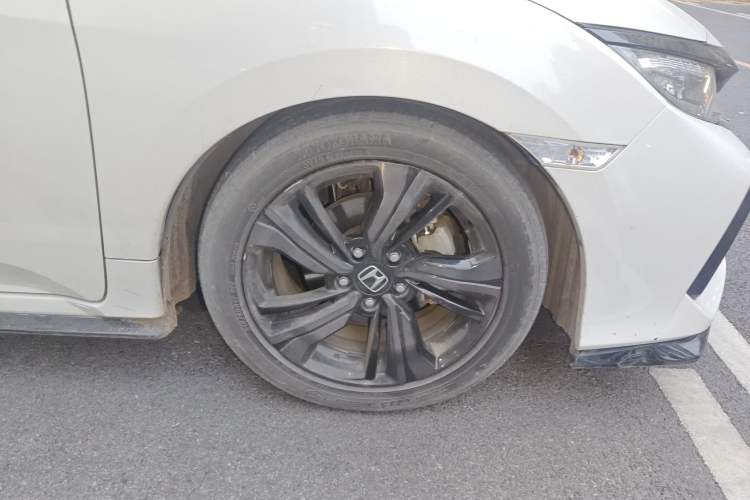 Used Honda Civic 2021 HATCHBACK 220TURBO CVT Trendy Cool Edition Right Front Wheel Hub