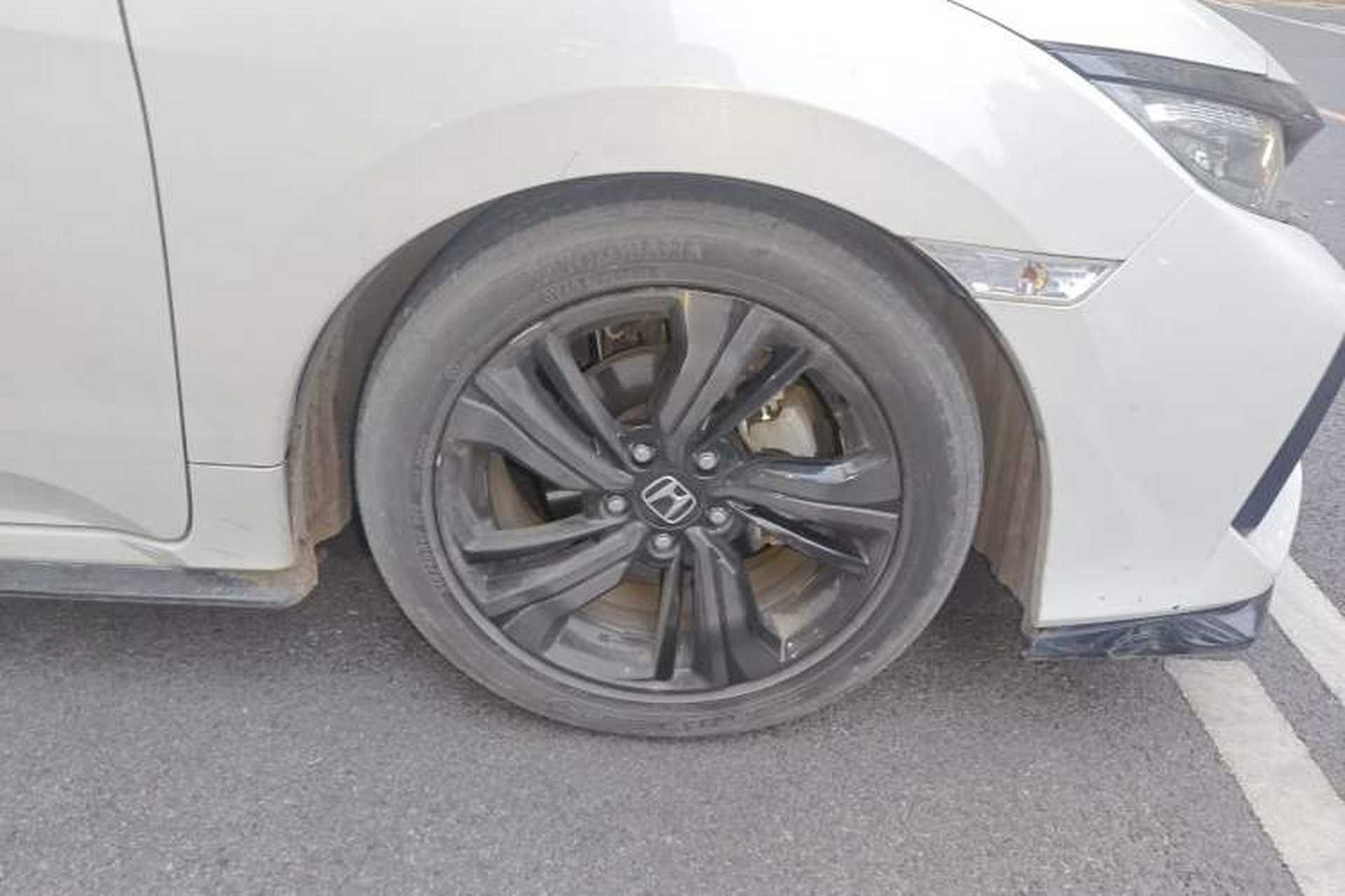 Used Honda Civic 2021 HATCHBACK 220TURBO CVT Trendy Cool Edition Right Front Wheel Hub