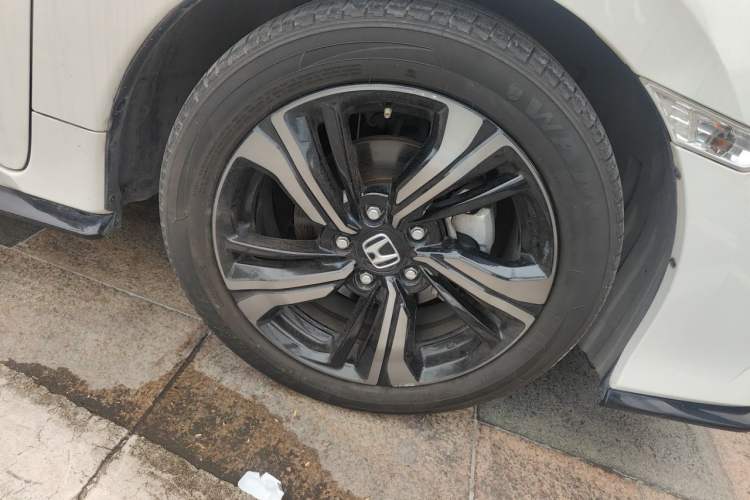 Used Honda Civic 2021 HATCHBACK 220TURBO CVT Trendy Cool Edition Right Front Wheel Hub