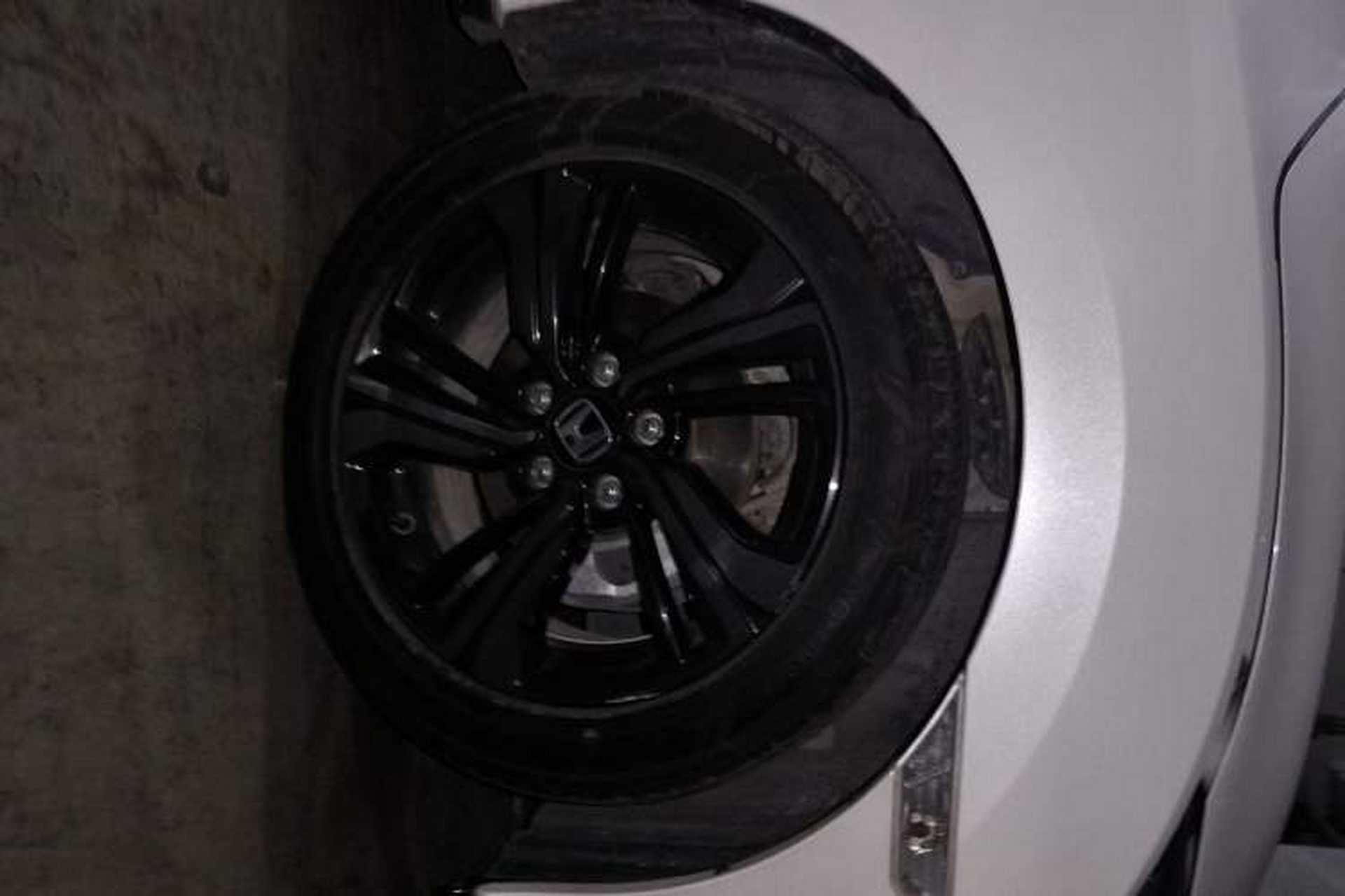 Used Honda Civic 2021 HATCHBACK 220TURBO Manual Driving Pleasure Control Right Front Wheel Hub