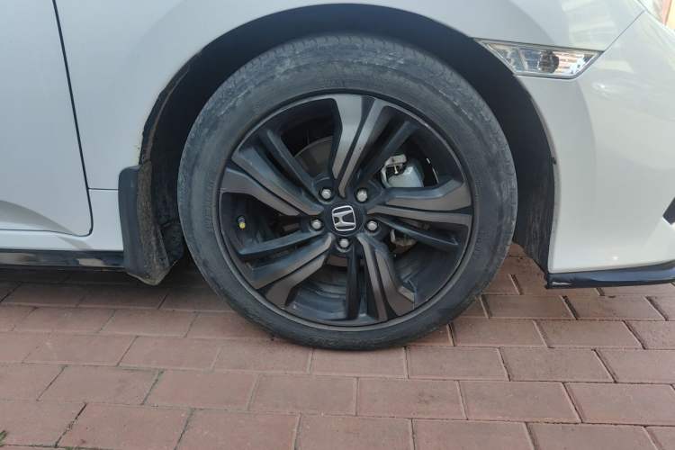 Used Honda Civic 2021 HATCHBACK 220TURBO CVT Trendy Cool Edition Right Front Wheel Hub