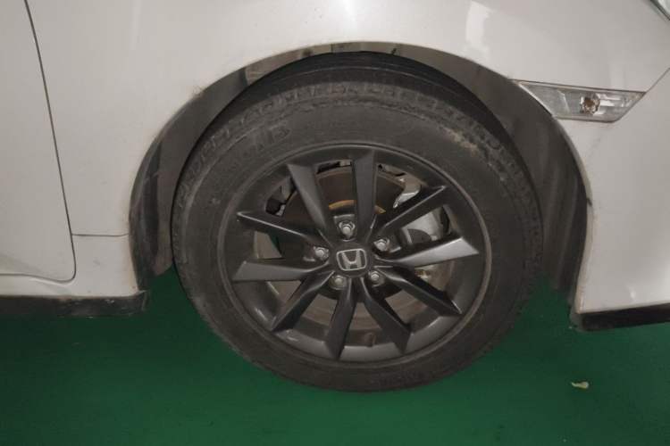 Used Honda Civic 2021 HATCHBACK 220TURBO CVT New Trendsetter Right Front Wheel Hub