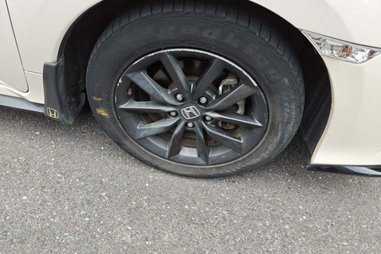 Used Honda Civic 2021 HATCHBACK 220TURBO CVT New Trendsetter Right Front Wheel Hub