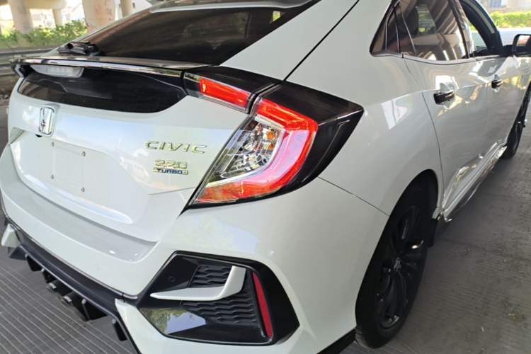 Used Honda Civic 2021 HATCHBACK 220TURBO CVT Dynamic Control Right Rear Taillight