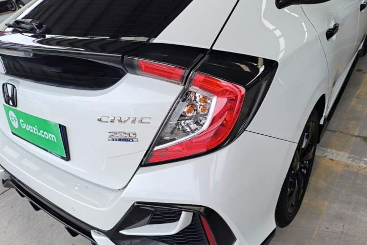 Used Honda Civic 2021 HATCHBACK 220TURBO CVT Trendy Cool Edition Right Rear Taillight