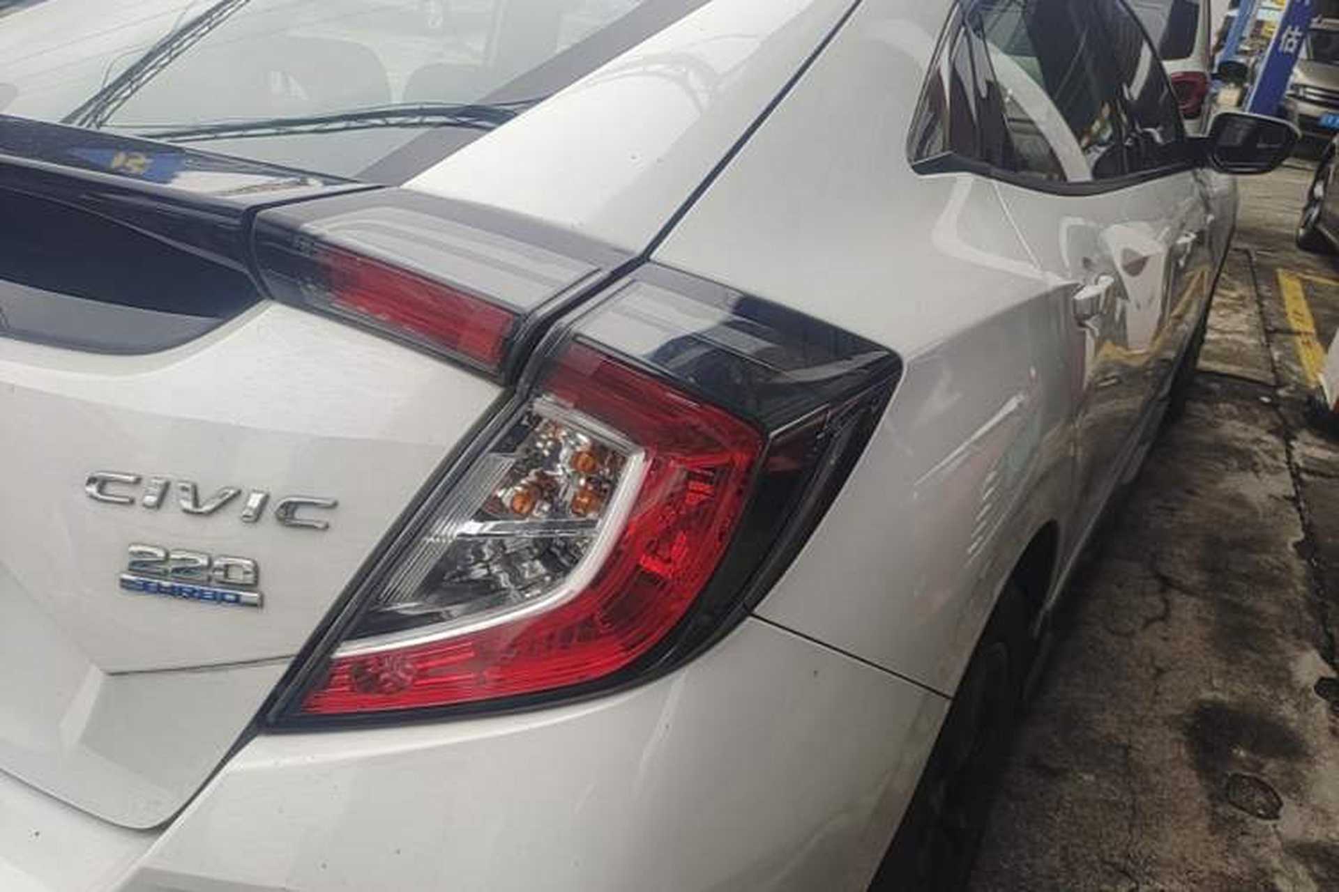 Used Honda Civic 2021 HATCHBACK 220TURBO CVT New Trendsetter Right Rear Taillight