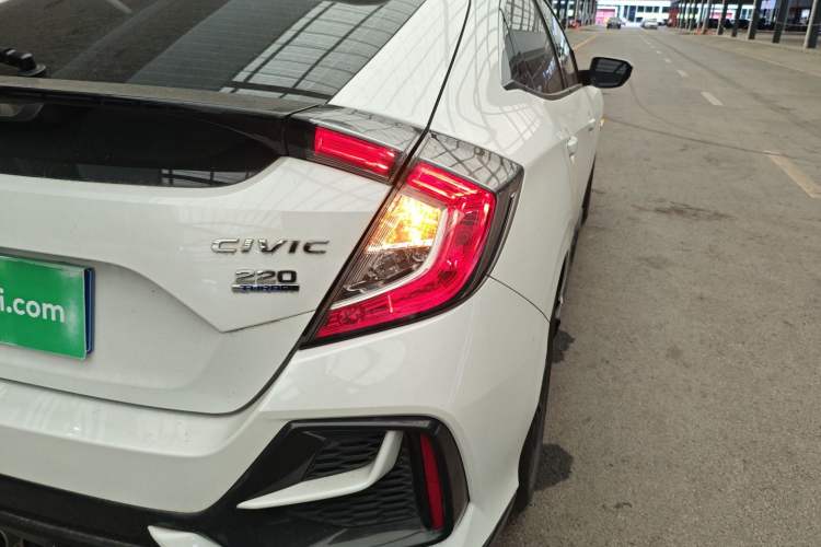 Used Honda Civic 2021 HATCHBACK 220TURBO CVT New Trendsetter Right Rear Taillight