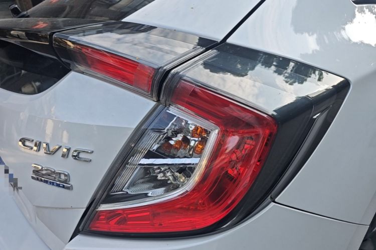 Used Honda Civic 2021 HATCHBACK 220TURBO CVT New Trendsetter Right Rear Taillight