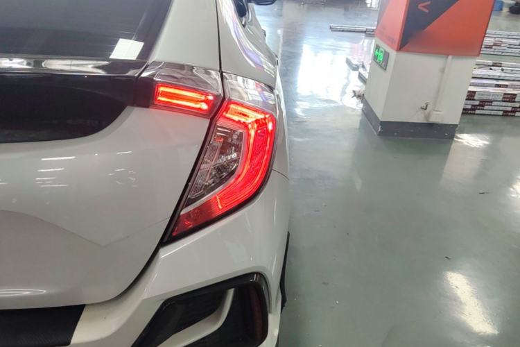 Used Honda Civic 2021 HATCHBACK 220TURBO CVT Trendy Cool Edition Right Rear Taillight