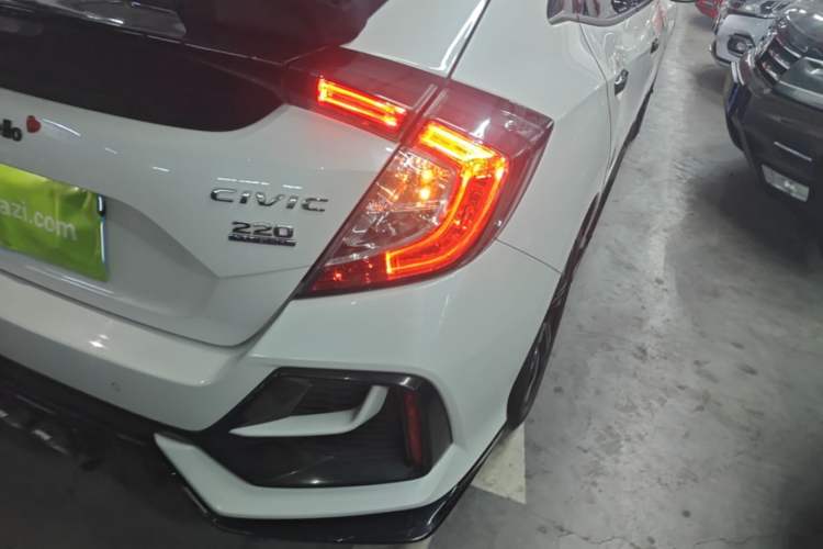 Used Honda Civic 2021 HATCHBACK 220TURBO CVT Trendy Cool Edition Right Rear Taillight