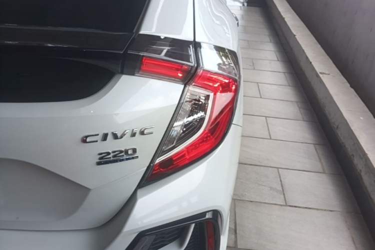 Used Honda Civic 2021 HATCHBACK 220TURBO CVT New Trendsetter Right Rear Taillight