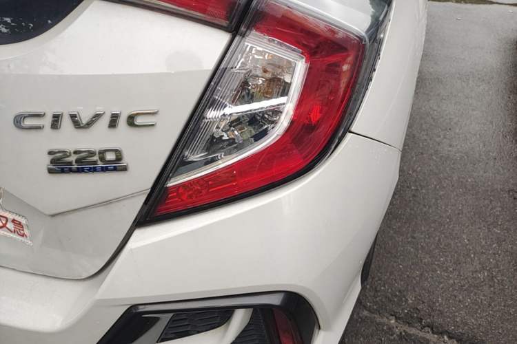 Used Honda Civic 2021 HATCHBACK 220TURBO CVT New Trendsetter Right Rear Taillight