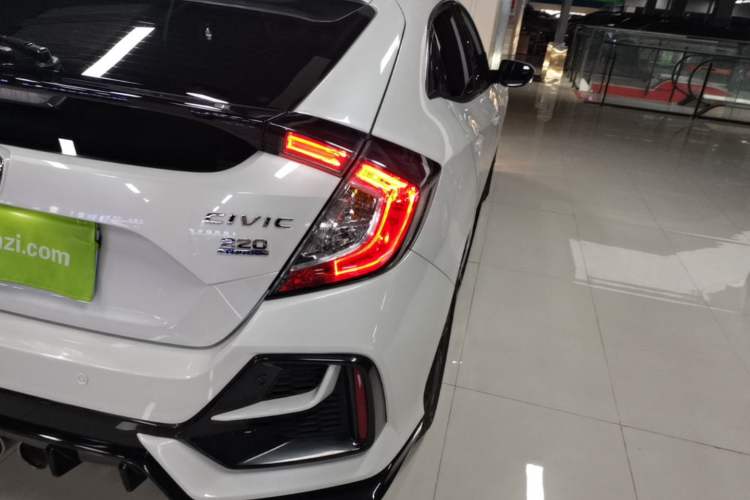 Used Honda Civic 2021 HATCHBACK 220TURBO CVT New Trendsetter Right Rear Taillight
