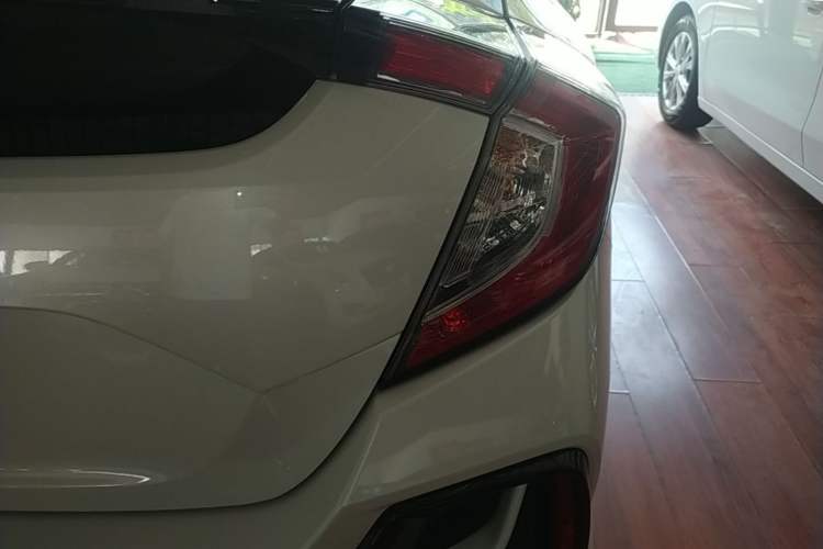 Used Honda Civic 2021 HATCHBACK 220TURBO CVT Trendy Cool Edition Right Rear Taillight