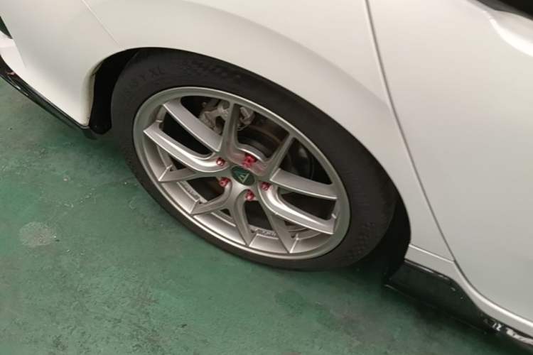 Used Honda Civic 2021 HATCHBACK 220TURBO CVT Trendy Cool Edition Right Rear Wheel Hub