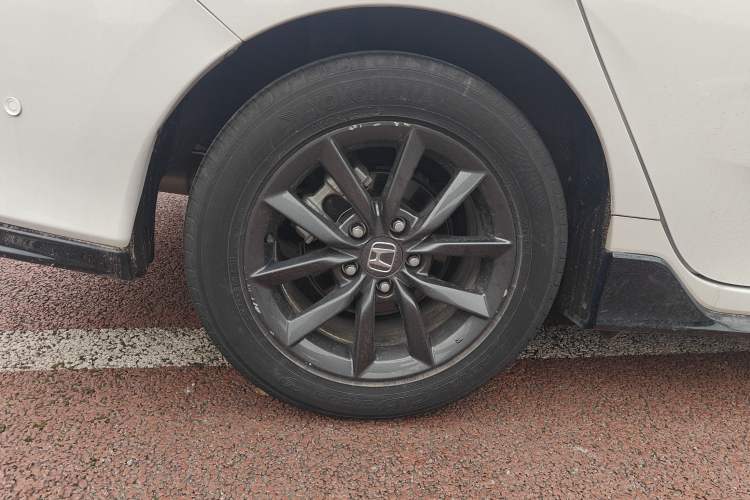 Used Honda Civic 2021 HATCHBACK 220TURBO CVT New Trendsetter Right Rear Wheel Hub