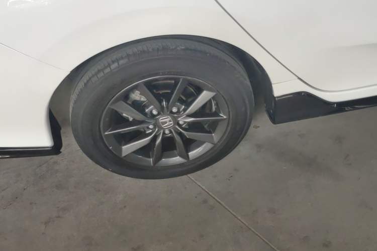 Used Honda Civic 2021 HATCHBACK 220TURBO CVT New Trendsetter Right Rear Wheel Hub