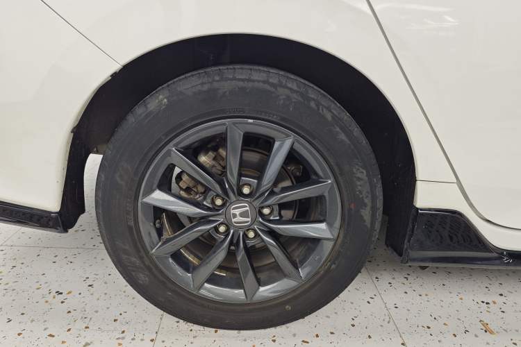 Used Honda Civic 2021 HATCHBACK 220TURBO CVT New Trendsetter Right Rear Wheel Hub