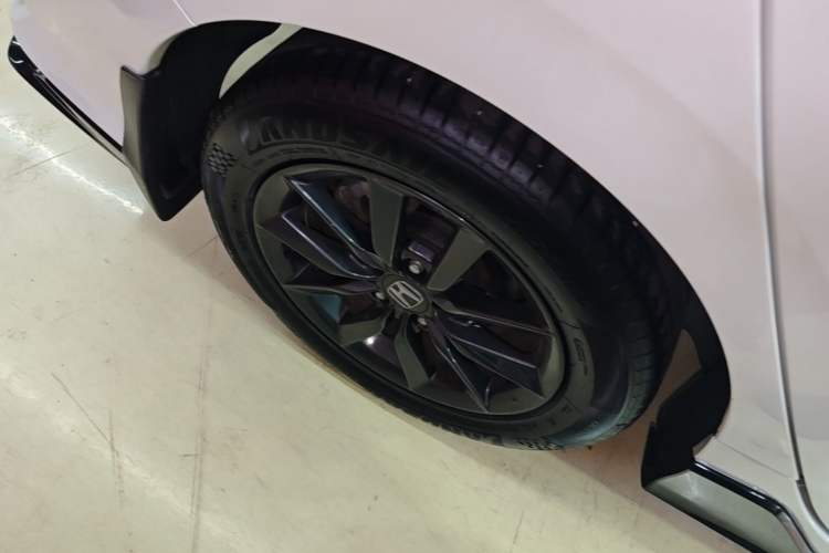 Used Honda Civic 2021 HATCHBACK 220TURBO CVT New Trendsetter Right Rear Wheel Hub