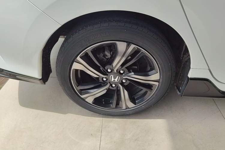 Used Honda Civic 2021 HATCHBACK 220TURBO CVT Trendy Cool Edition Right Rear Wheel Hub