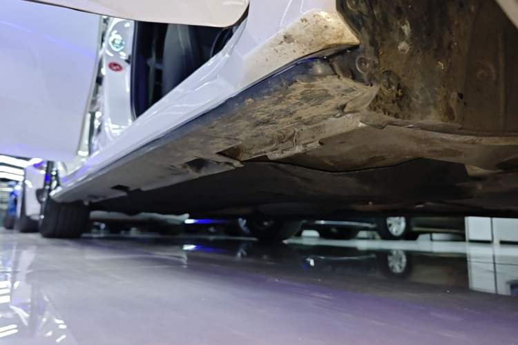 Used Honda Civic 2021 HATCHBACK 220TURBO CVT New Trendsetter Right Side Sill