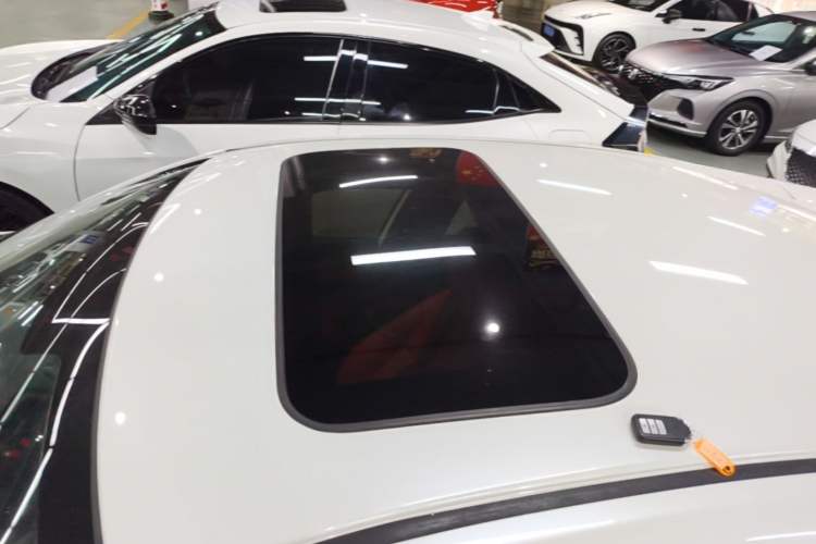 Used Honda Civic 2021 HATCHBACK 220TURBO CVT New Trendsetter Roof