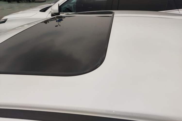 Used Honda Civic 2021 HATCHBACK 220TURBO CVT New Trendsetter Roof