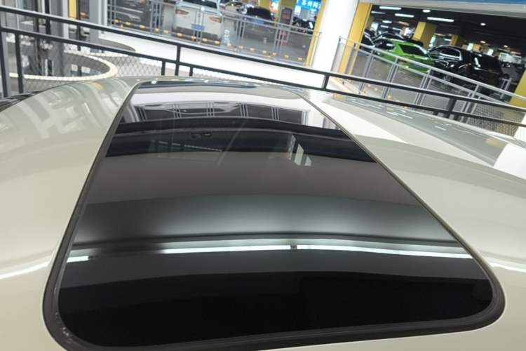 Used Honda Civic 2021 HATCHBACK 220TURBO CVT New Trendsetter Roof