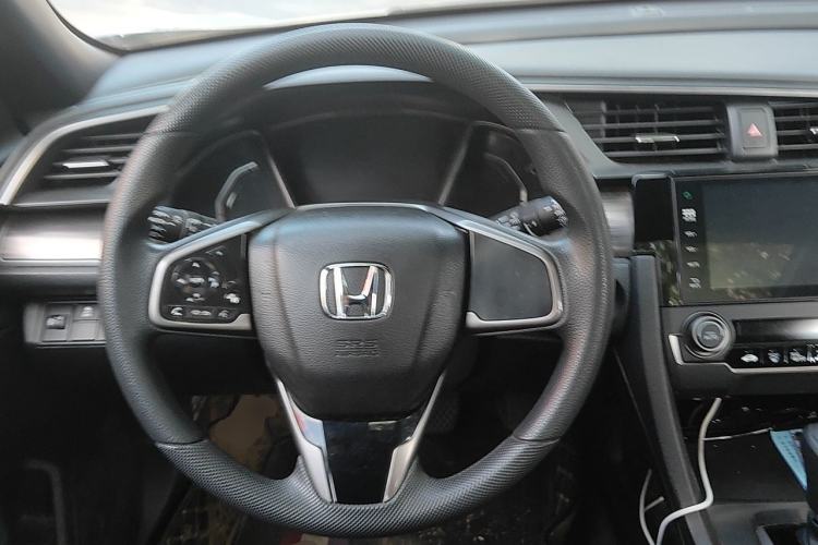 Used Honda Civic 2021 HATCHBACK 220TURBO CVT New Trendsetter Steering Wheel
