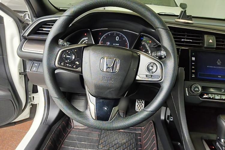 Used Honda Civic 2021 HATCHBACK 220TURBO CVT Trendy Cool Edition Steering Wheel