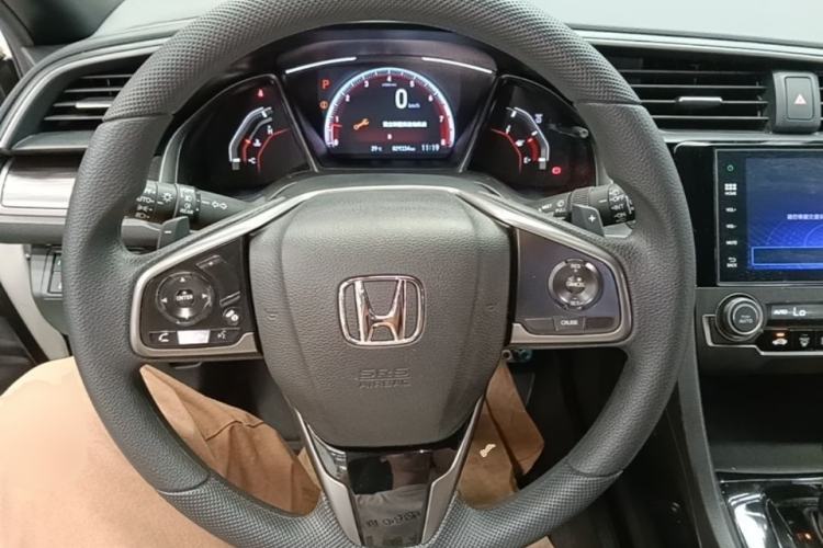 Used Honda Civic 2021 HATCHBACK 220TURBO CVT Trendy Cool Edition Steering Wheel