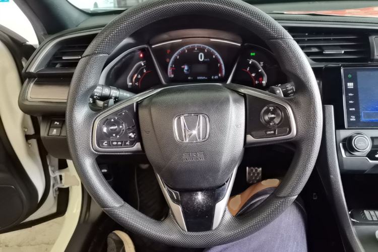Used Honda Civic 2021 HATCHBACK 220TURBO CVT Trendy Cool Edition Steering Wheel