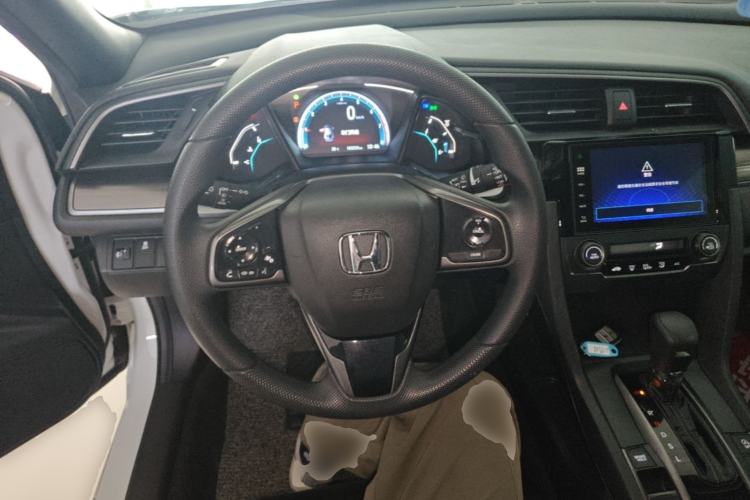 Used Honda Civic 2021 HATCHBACK 220TURBO CVT New Trendsetter Steering Wheel