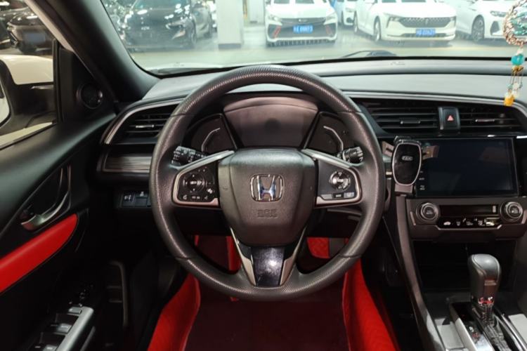 Used Honda Civic 2021 HATCHBACK 220TURBO CVT New Trendsetter Steering Wheel