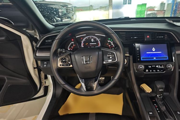 Used Honda Civic 2021 HATCHBACK 220TURBO CVT Trendy Cool Edition Steering Wheel