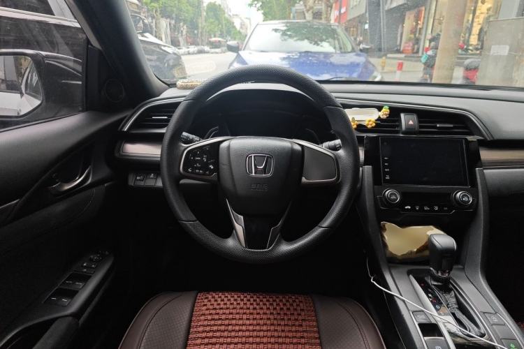 Used Honda Civic 2021 HATCHBACK 220TURBO CVT New Trendsetter Steering Wheel