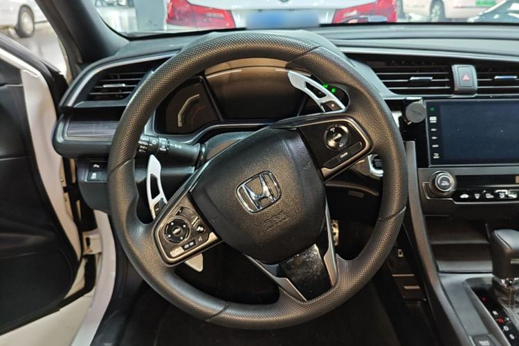 Used Honda Civic 2021 HATCHBACK 220TURBO CVT New Trendsetter Steering Wheel