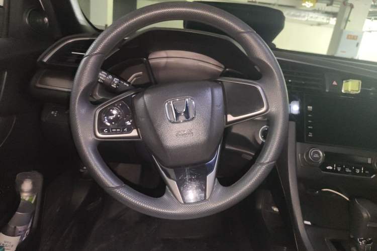 Used Honda Civic 2021 HATCHBACK 220TURBO CVT New Trendsetter Steering Wheel